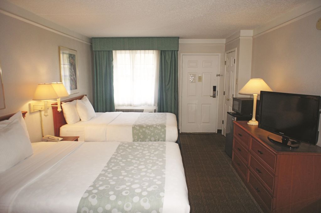 Baymont By Wyndham Orange Park Hotel 2*